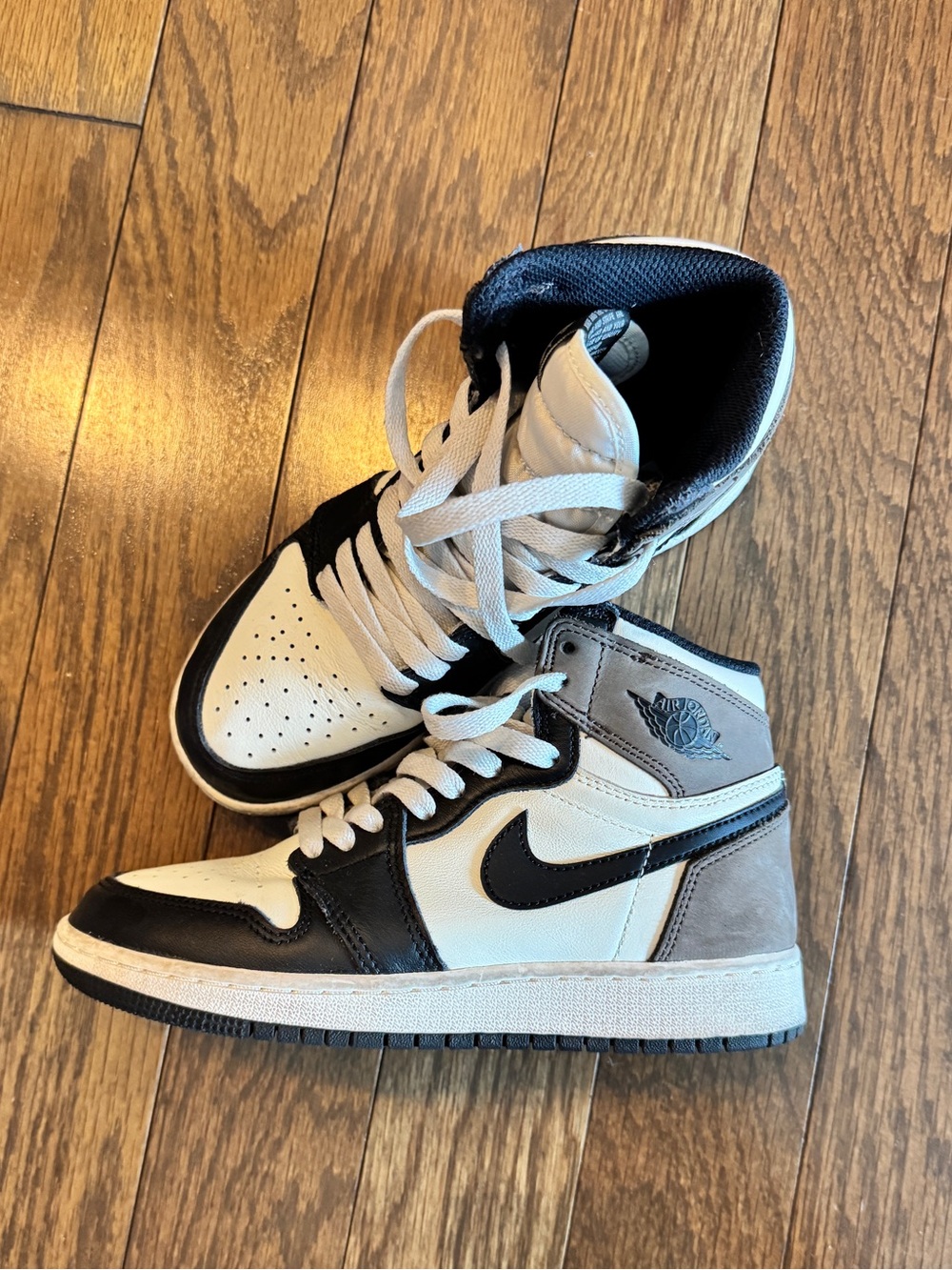 Nike | Jordan 1 Retro High | Dark Mocha | 3.5Y